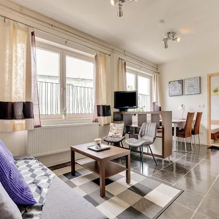 In Der Naehe Von Skipisten *